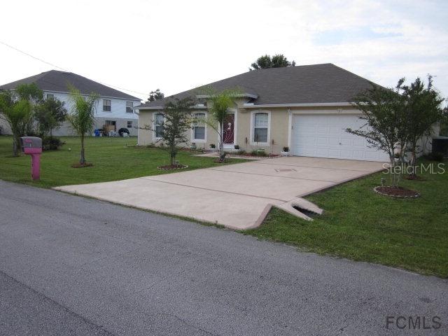 3 Longfellow Dr., Palm Coast, FL 32137