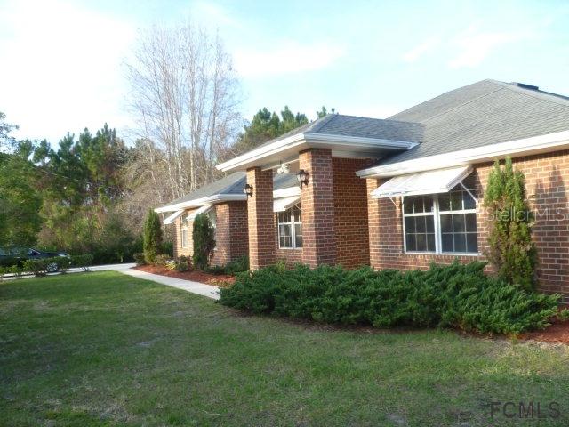 81 Buttonworth Dr., Palm Coast, FL 32137