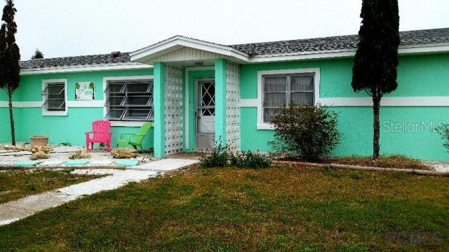 156 Avalon Ave., Flagler Beach, FL 32136