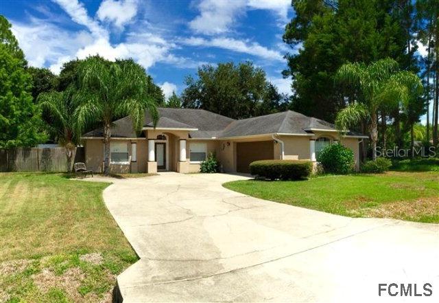 19 Burning Bush Dr., Palm Coast, FL 32137