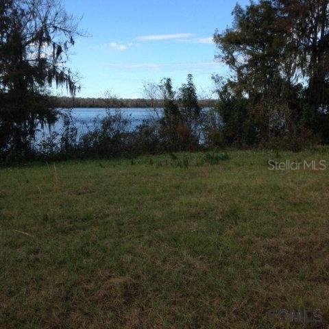 327 Highway 17, East Palatka, FL 32131