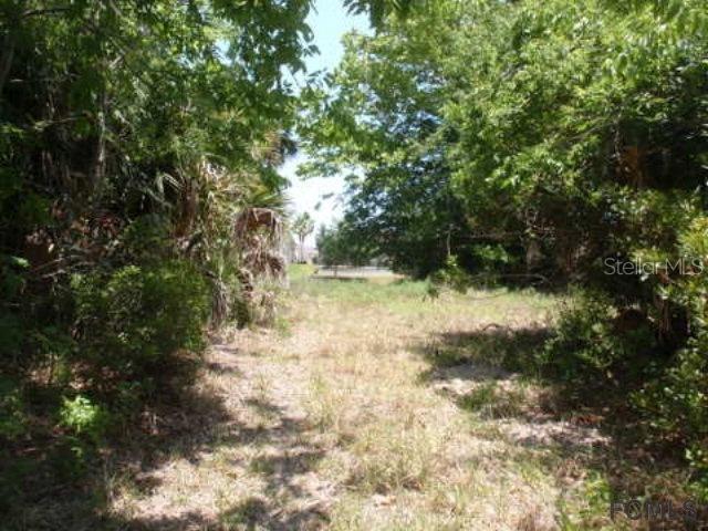 8 Creek Ct., Palm Coast, FL 32137