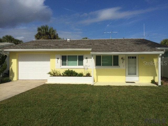 304 4th St., Flagler Beach, FL 32136