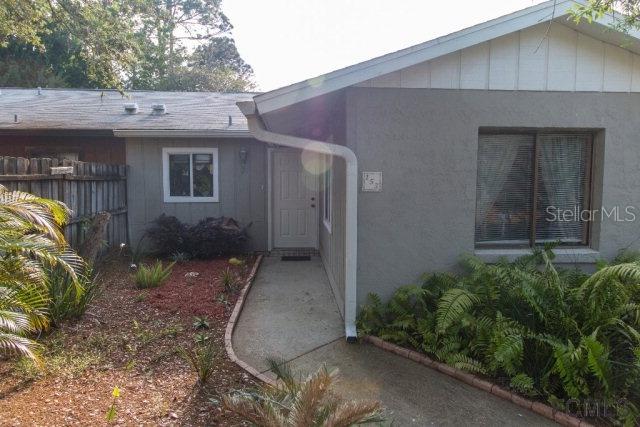 153 Oak Ln., Flagler Beach, FL 32136