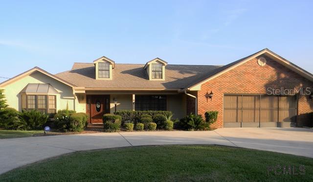 9 Crossway Ct., Palm Coast, FL 32137