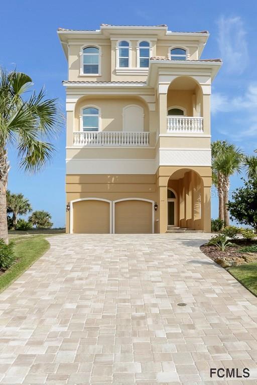 348 Ocean Crest Dr., Palm Coast, FL 32137