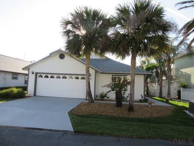 30 Avalon Dr., Palm Coast, FL 32137