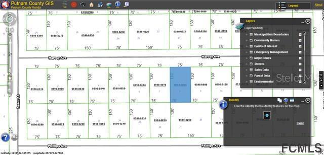 8 Harvey Ave., Interlachen, FL 32148