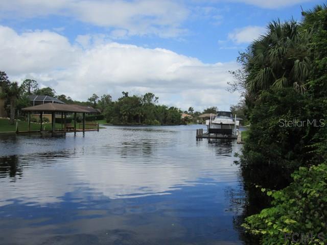 15 Crandell Ct., Palm Coast, FL 32137