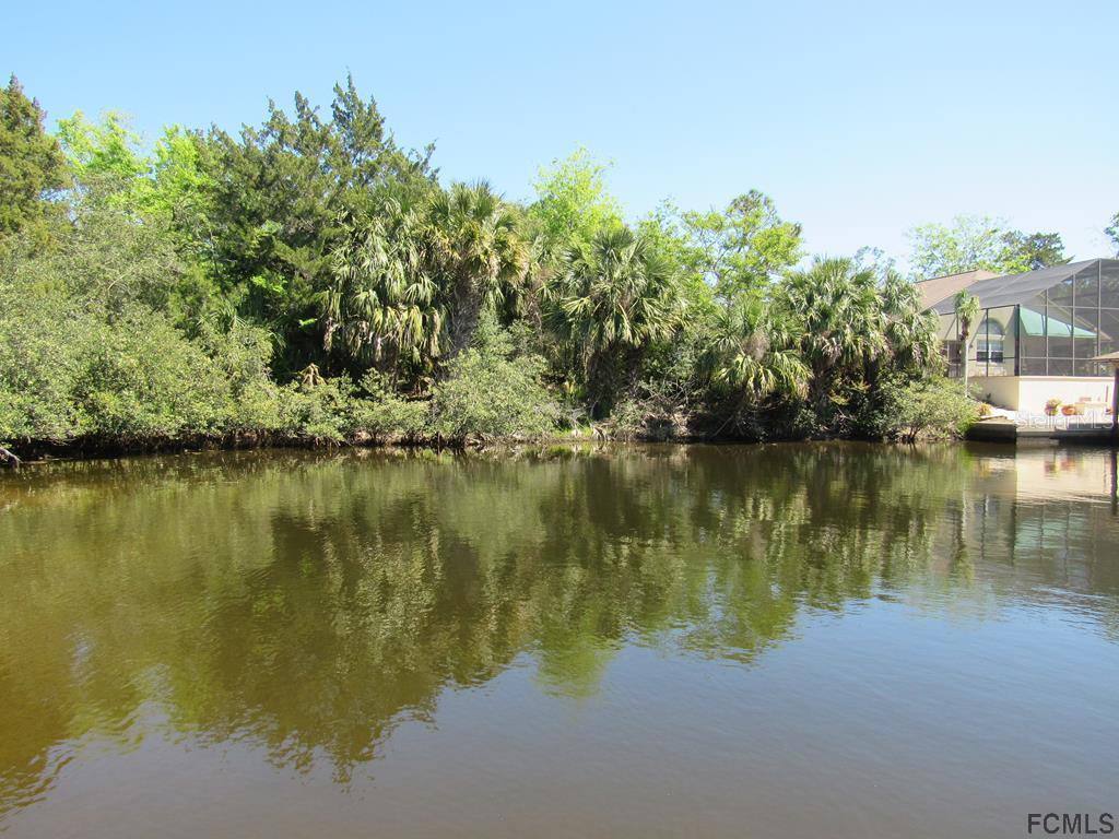 13 Curry Ct., Palm Coast, FL 32137