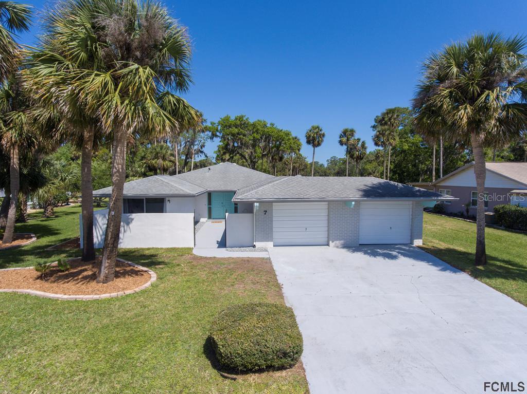 7 Casper Dr., Palm Coast, FL 32137