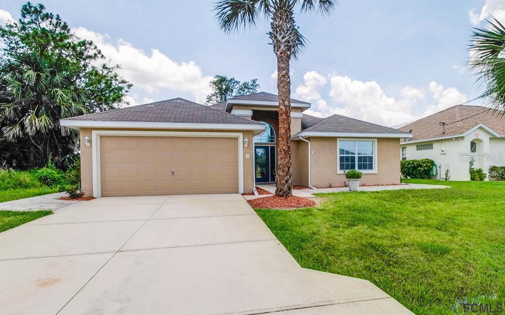 8 College Ct., Palm Coast, FL 32137