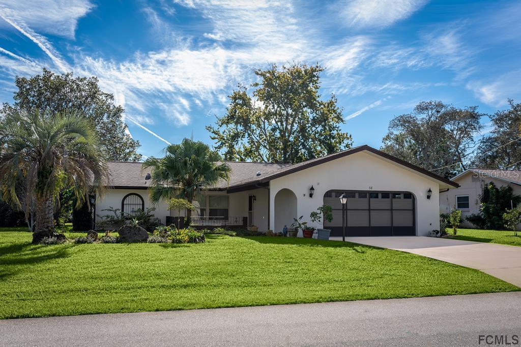 38 Federal Ln., Palm Coast, FL 32137