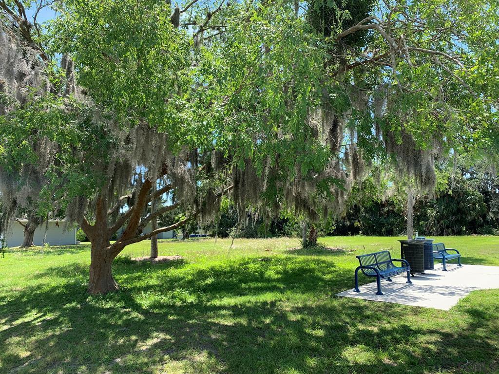 2 Casper Dr., Palm Coast, FL 32137