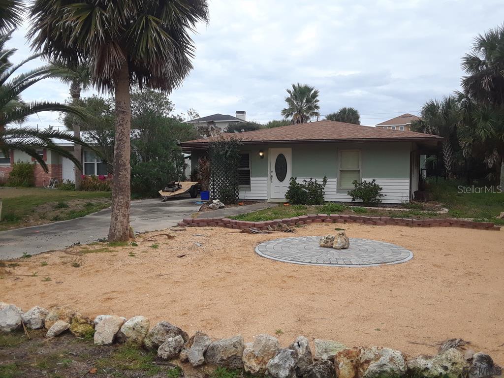 2115 Daytona Ave., Flagler Beach, FL 32136