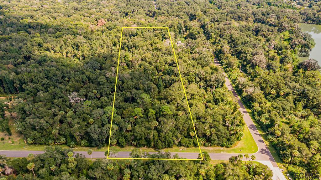 8 Secretariat Ln., Flagler Beach, FL 32136