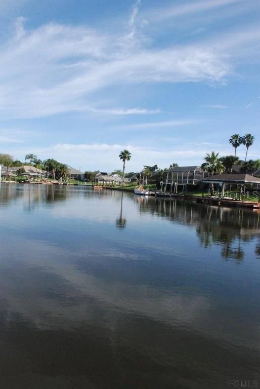 35 Cherokee Ct., Palm Coast, FL 32137