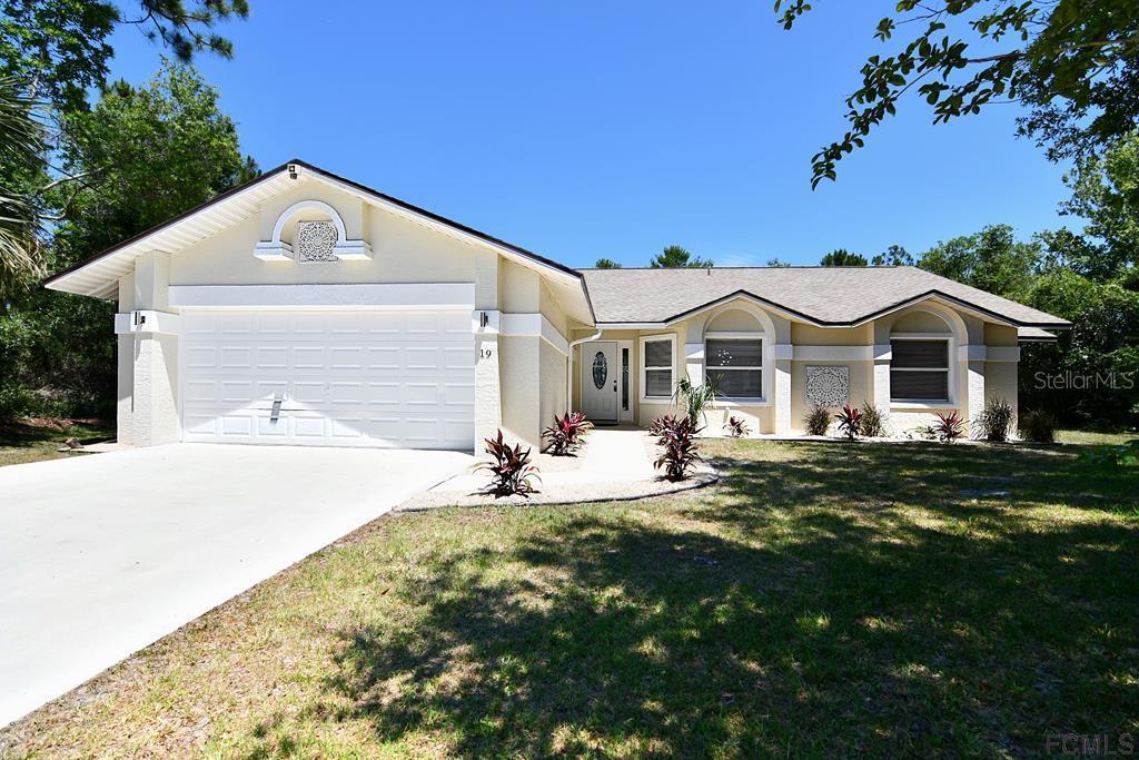 19 Fanbury Ln., Palm Coast, FL 32137