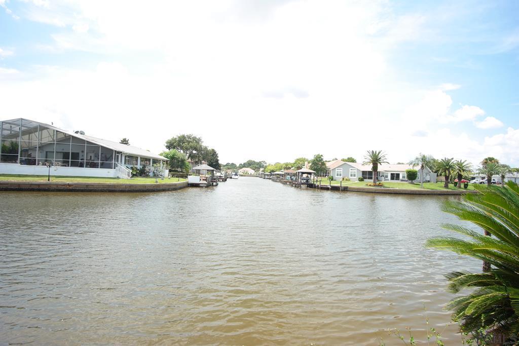 54 Colonial Ct., Palm Coast, FL 32137