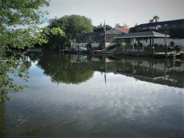 9 Craft Ct., Palm Coast, FL 32137