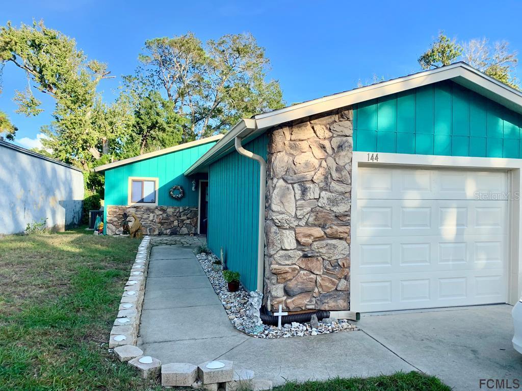 144 Oak Ln., Flagler Beach, FL 32136