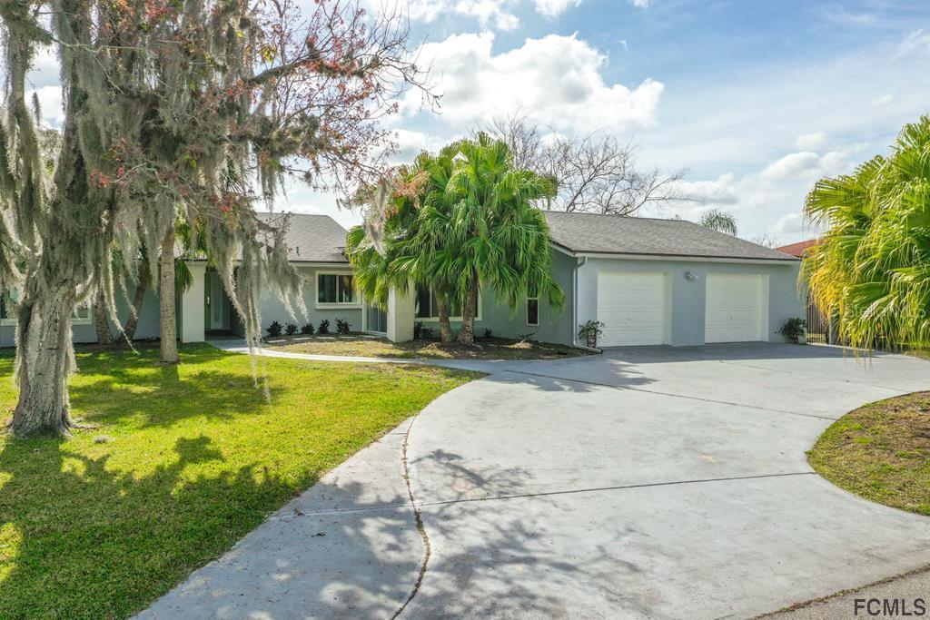2 Cameo Ct., Palm Coast, FL 32137