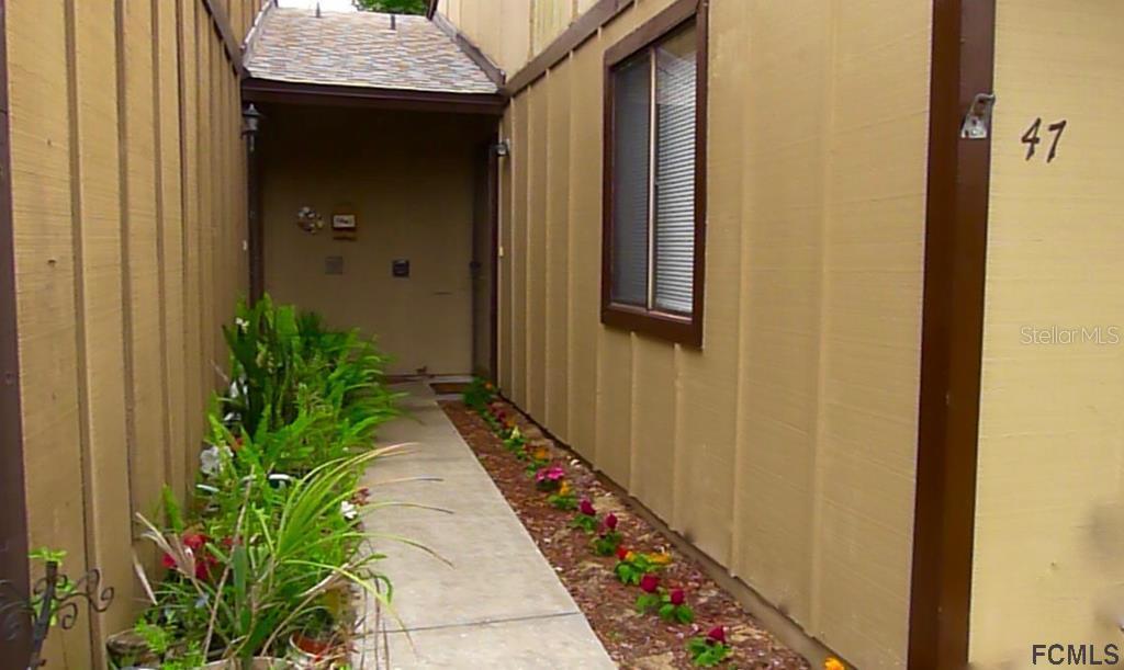 47 Village Dr., Flagler Beach, FL 32136