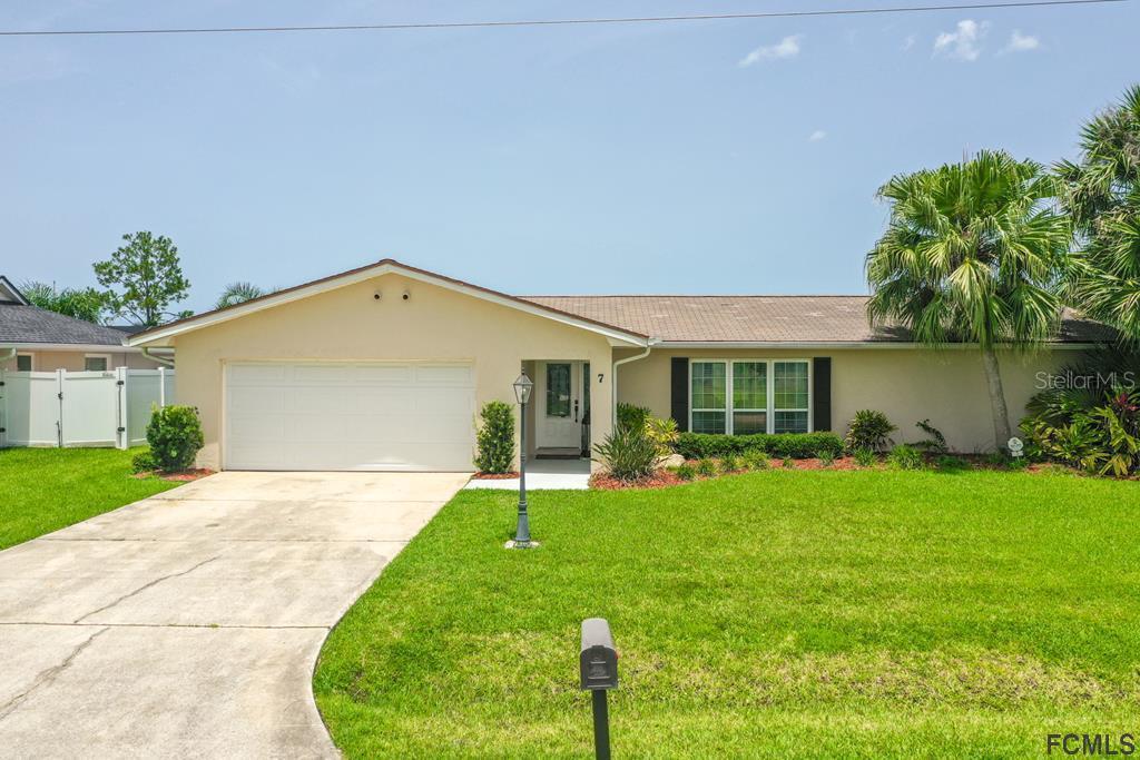 7 Clarendon Ct., Palm Coast, FL 32137