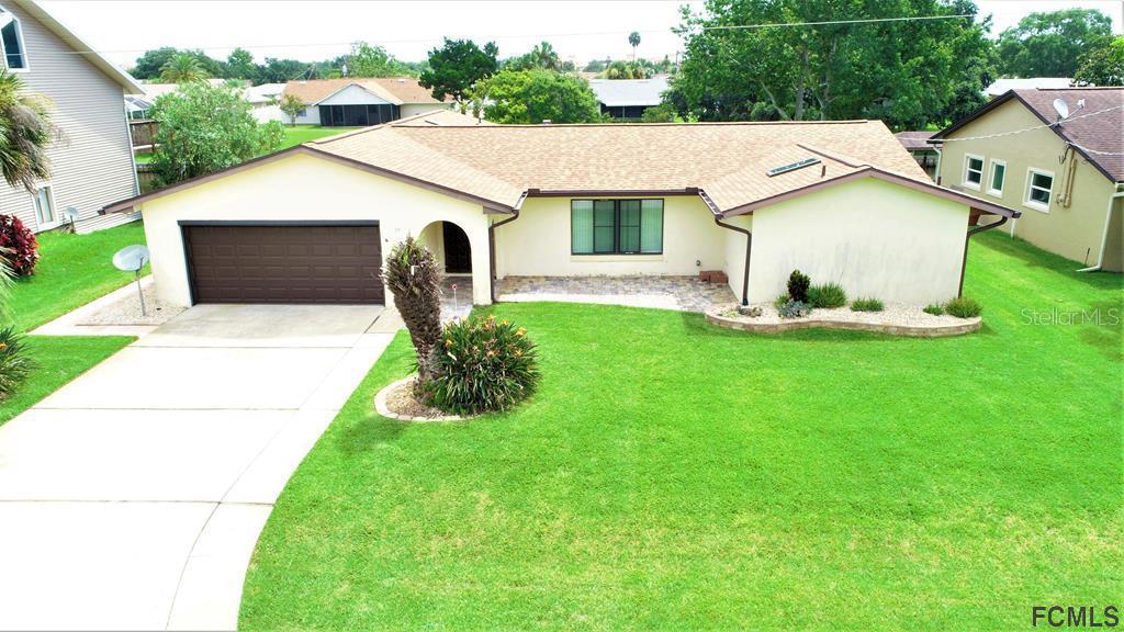 19 Clinton Ct., Palm Coast, FL 32137