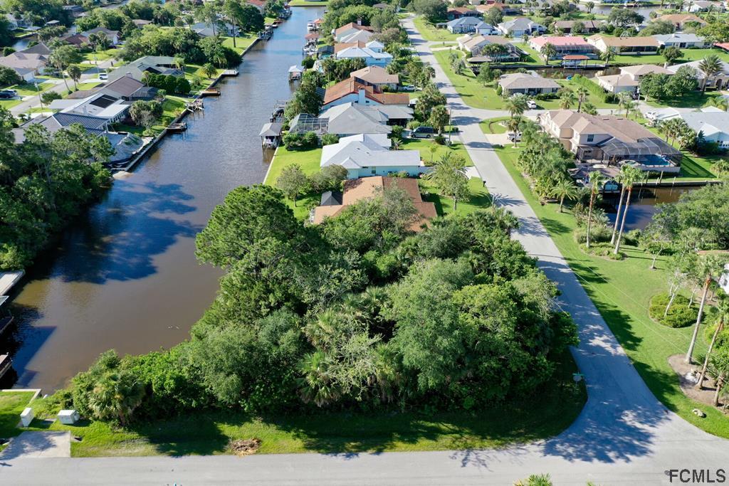 1 Colonial Ct., Palm Coast, FL 32137