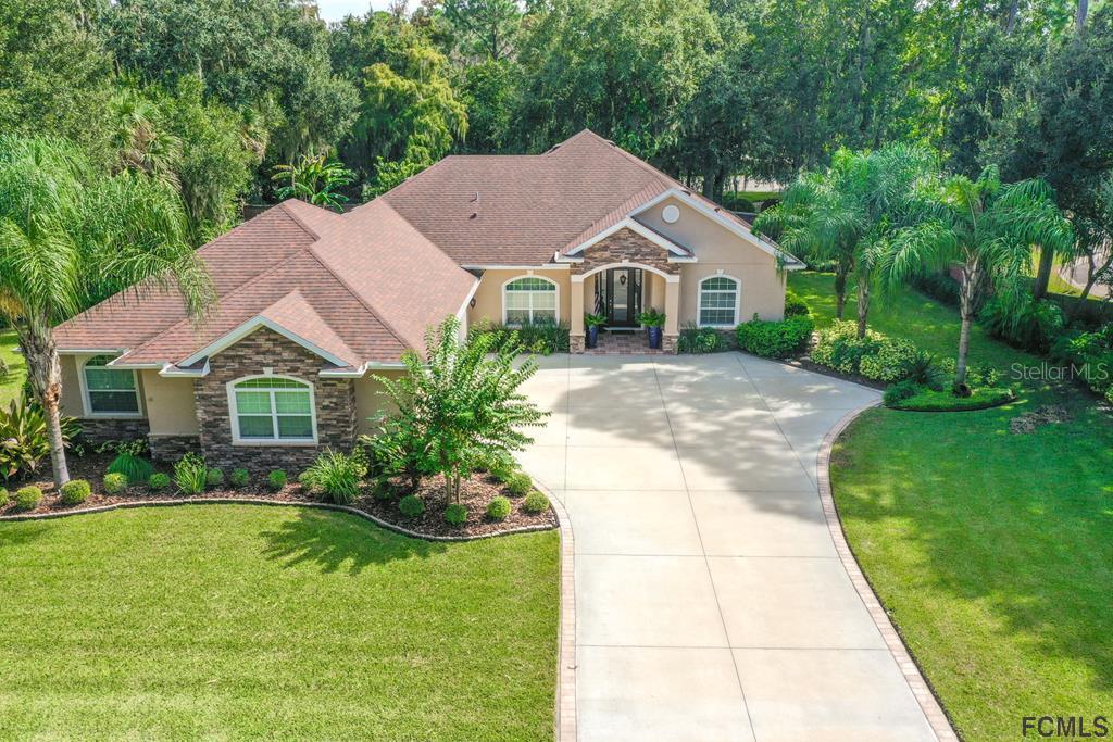 2 Laura Ct., Palm Coast, FL 32137