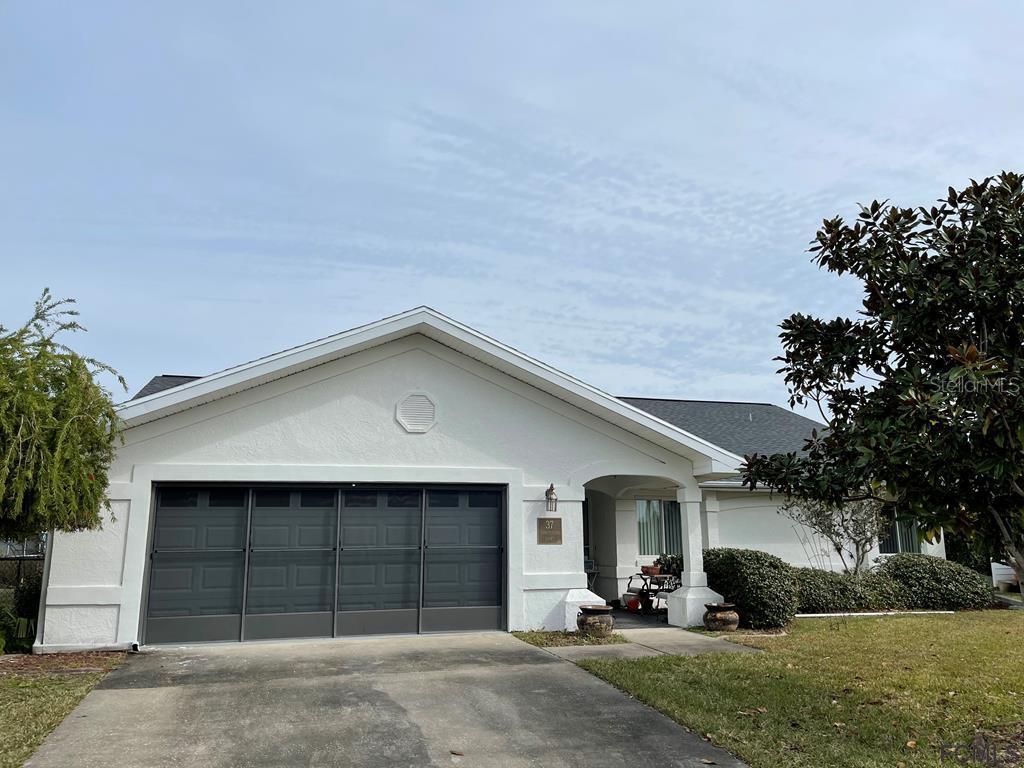 37 Christopher Ct., Palm Coast, FL 32137