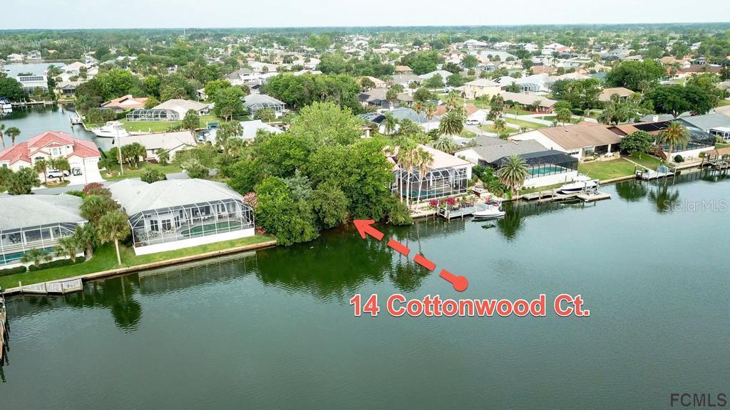 14 Cottonwood Ct., Palm Coast, FL 32137
