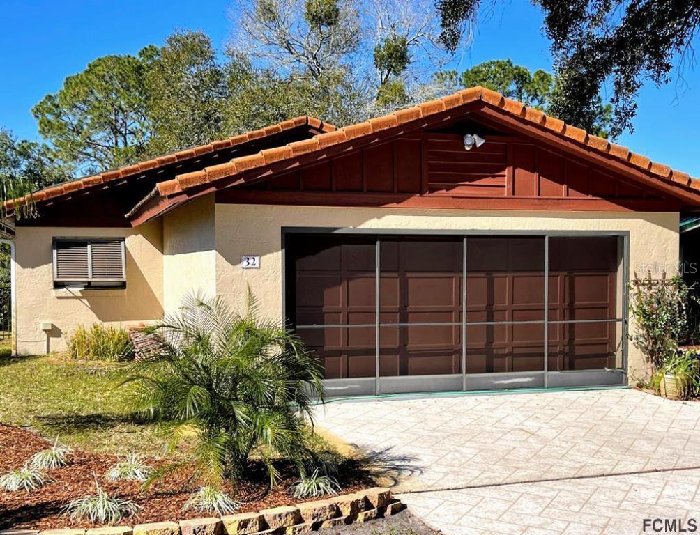 32 Lago Vista Pl., Palm Coast, FL 32164