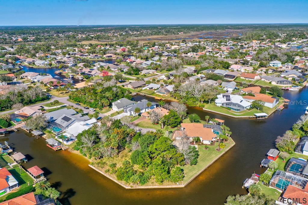 12 Crossgate Ct., Palm Coast, FL 32137