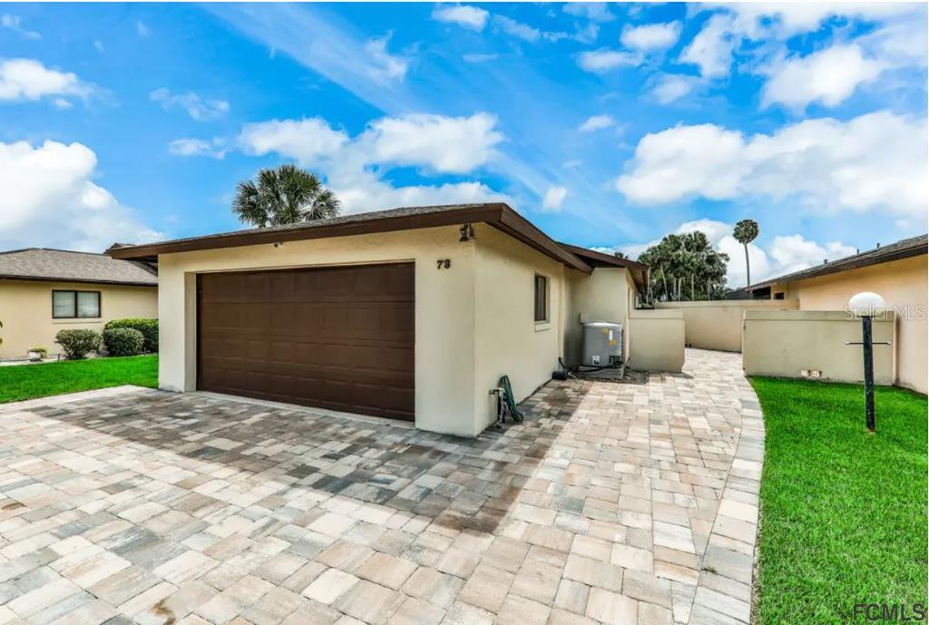 73 Club House Dr., Palm Coast, FL 32137