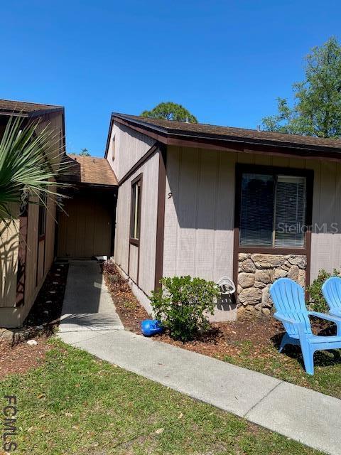 9 Village Dr., Flagler Beach, FL 32136