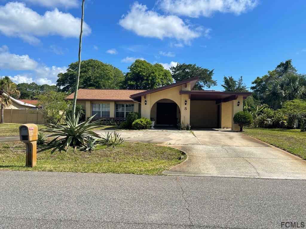 5 Clark Ln., Palm Coast, FL 32137