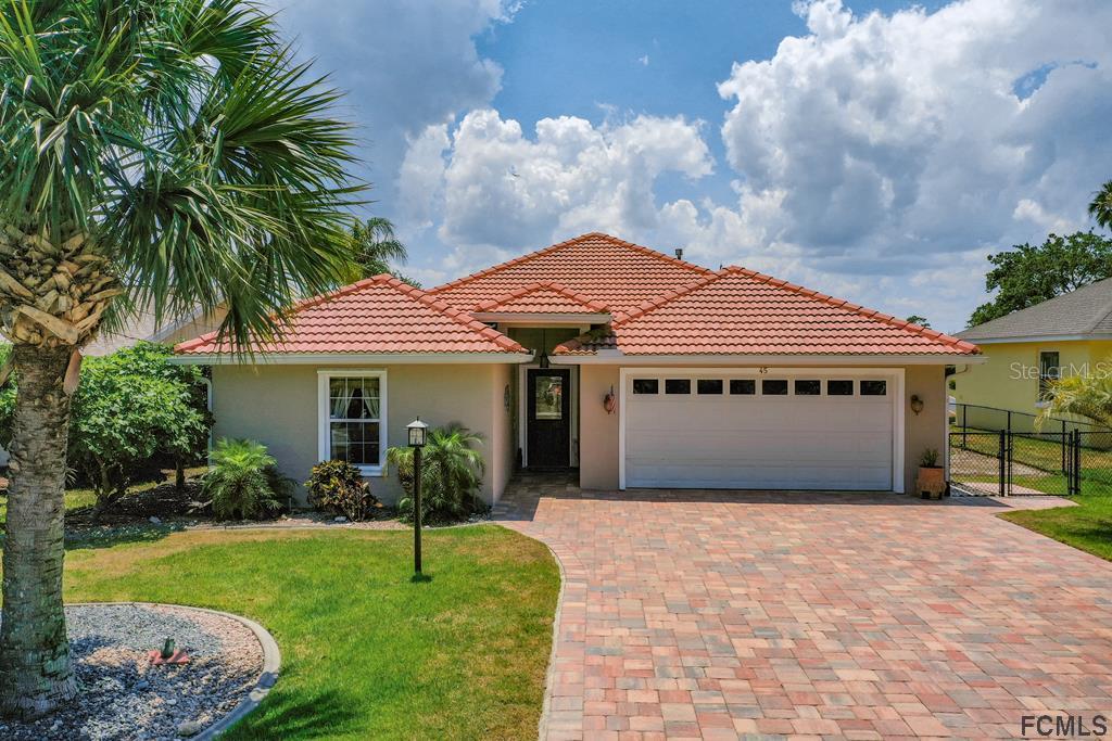 45 Comanche Ct., Palm Coast, FL 32137