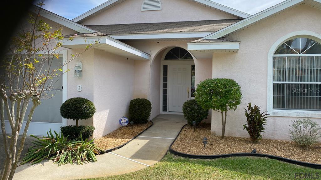 8 Clee Ct., Palm Coast, FL 32137