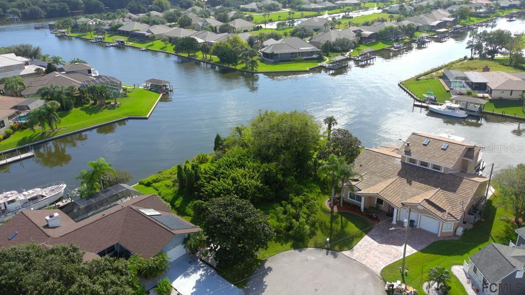 39 Cleveland Ct., Palm Coast, FL 32137