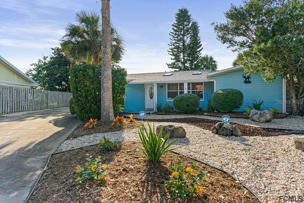 163 Palmetto St., Flagler Beach, FL 32136