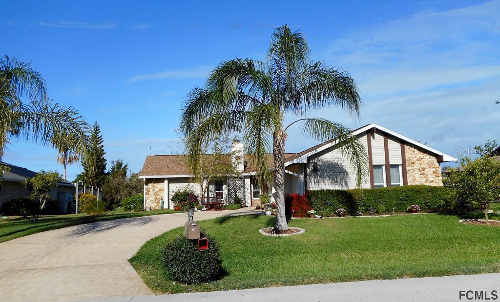 14 Curry Ct., Palm Coast, FL 32137