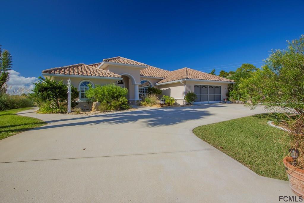 2 Cher Ct., Palm Coast, FL 32137