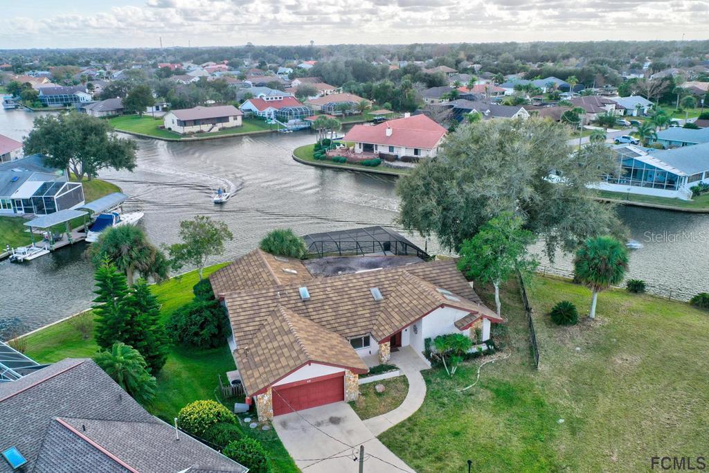 53 Colonial Ct., Palm Coast, FL 32136