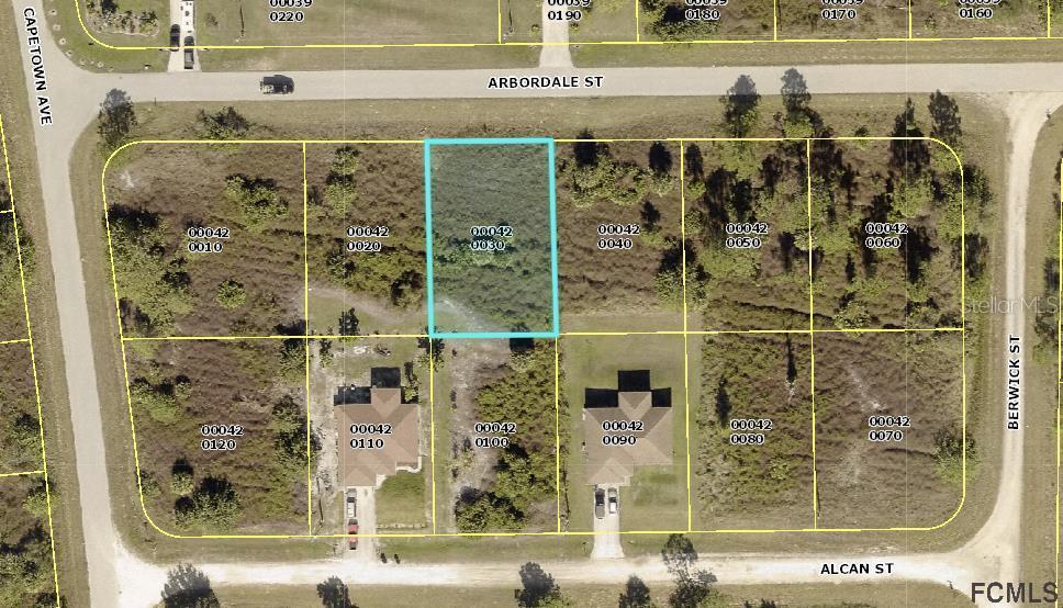 1020 Arbordale St., Lehigh Acres, FL 33974