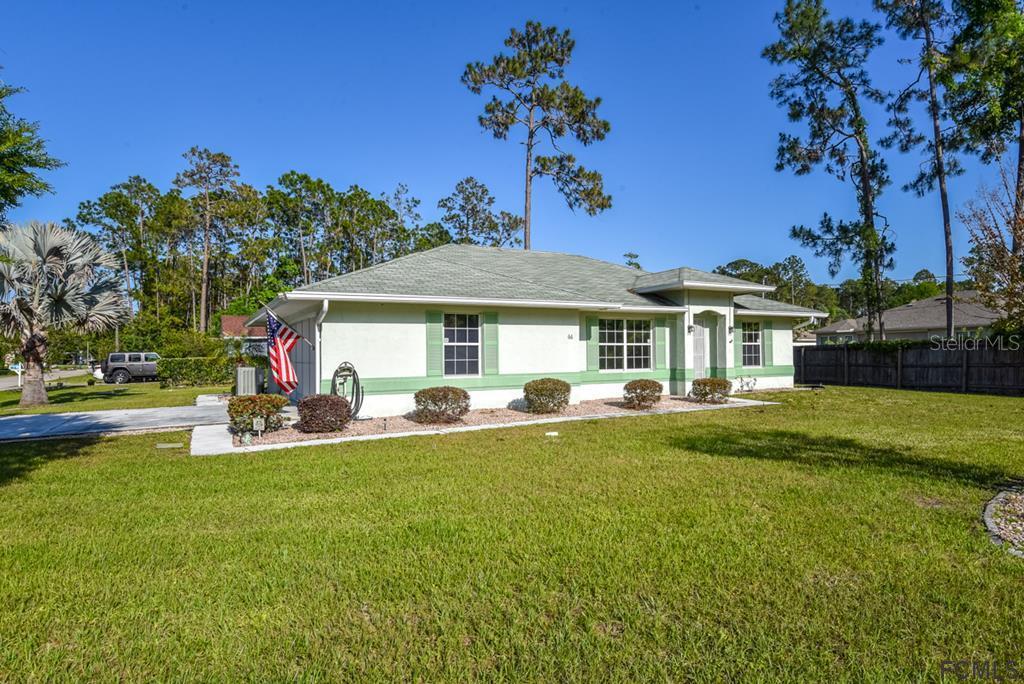 66 Raemoor Dr., Palm Coast, FL 32164
