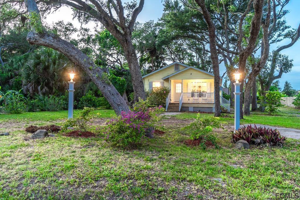 3 Bay Dr., Palm Coast, FL 32137