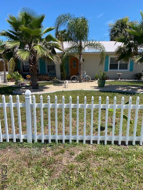 37 Rollins Dr., Palm Coast, FL 32137