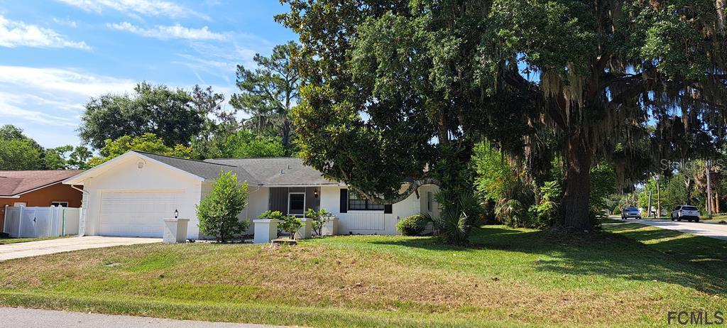2 Fernham Ln Ln., Palm Coast, FL 32137